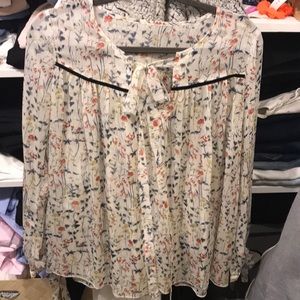 Floral blouse with velvet trim